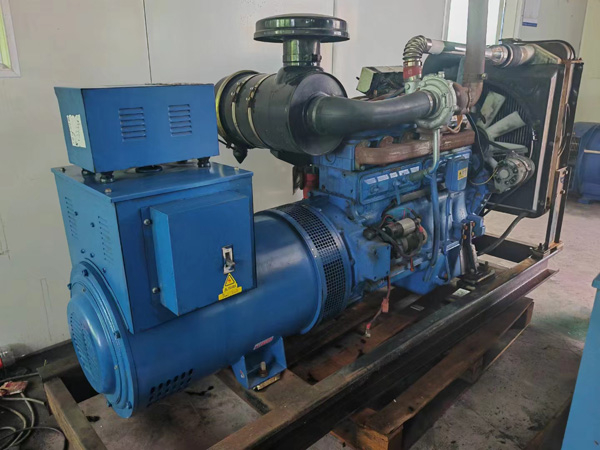 交城100kW柴油发电机组使用多级机油有哪些优缺点？